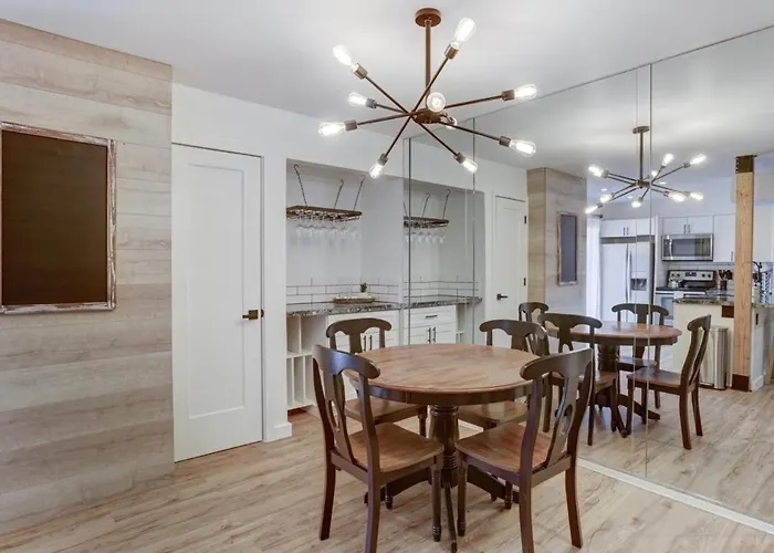Charming In Scottsdale! Apartment *