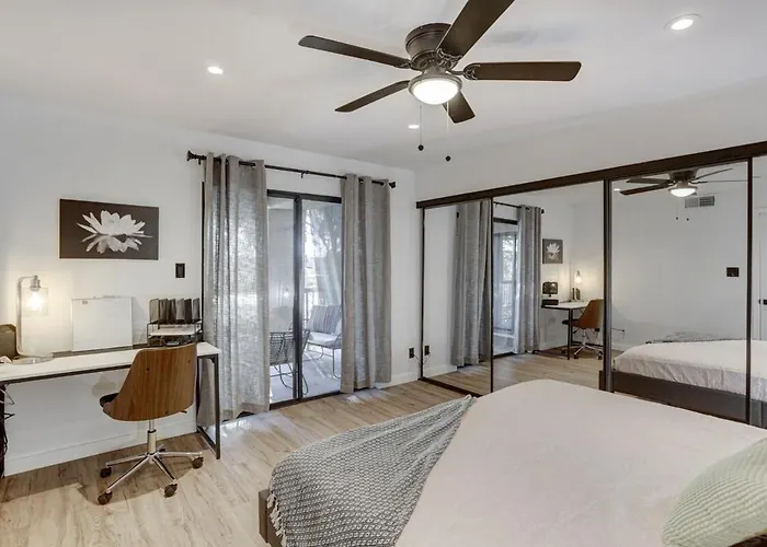 Charming In Scottsdale!