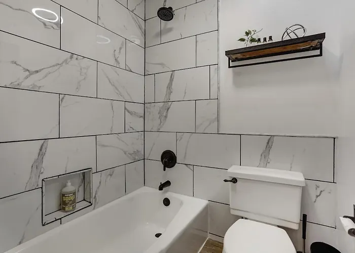Charming In Scottsdale! Apartment *
